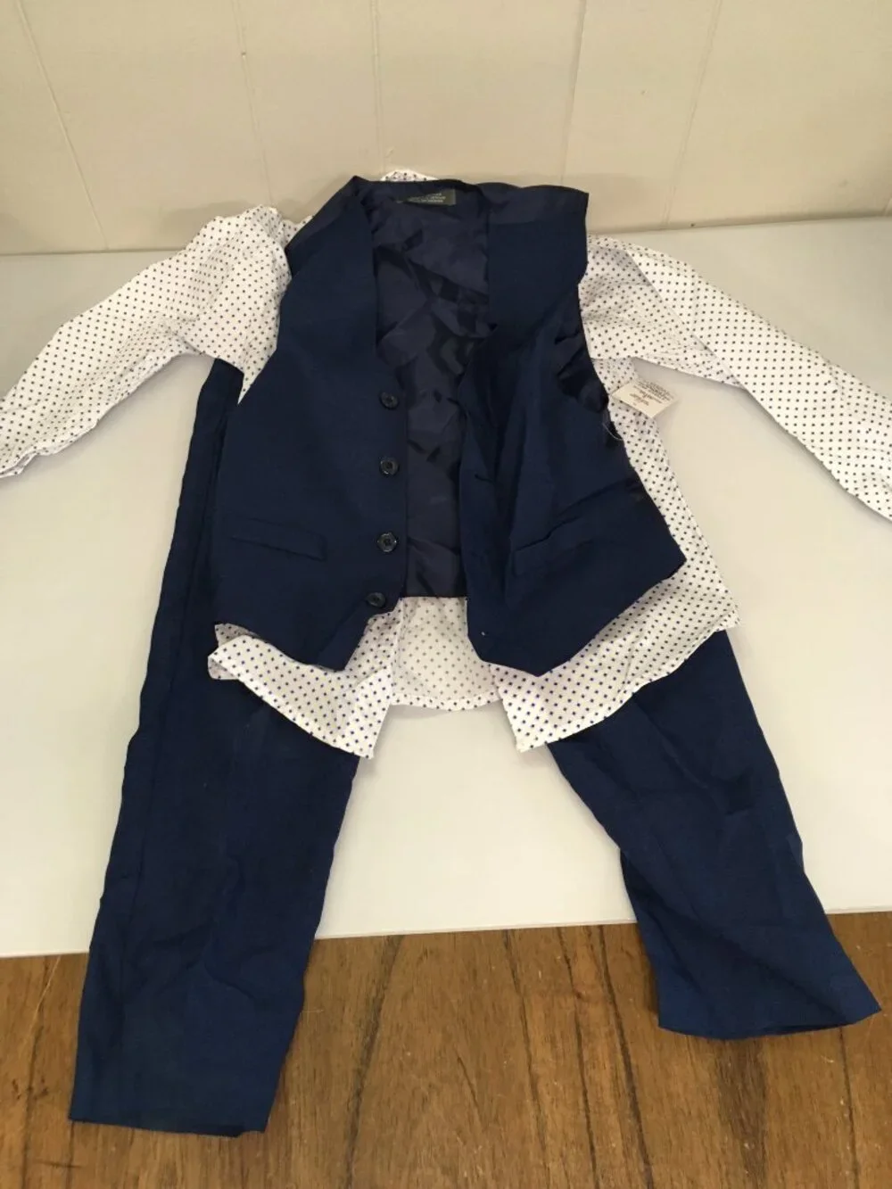 NEW Boys' - Van Heusen - 3 Piece Blue Jean Suit Vest Polka Dot Shirt Pants SZ 6